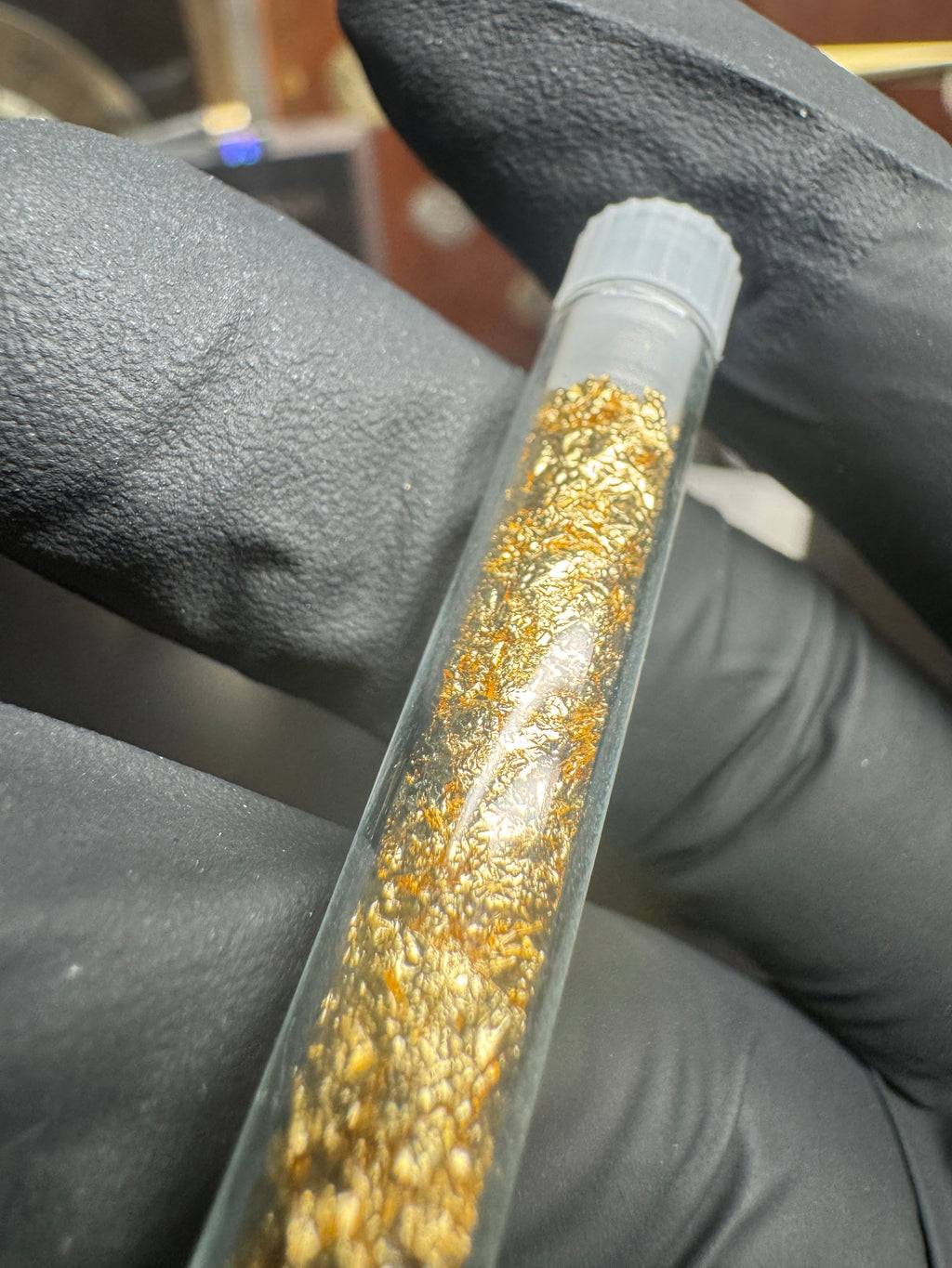 Gold leaf flakes 3ml glass vial