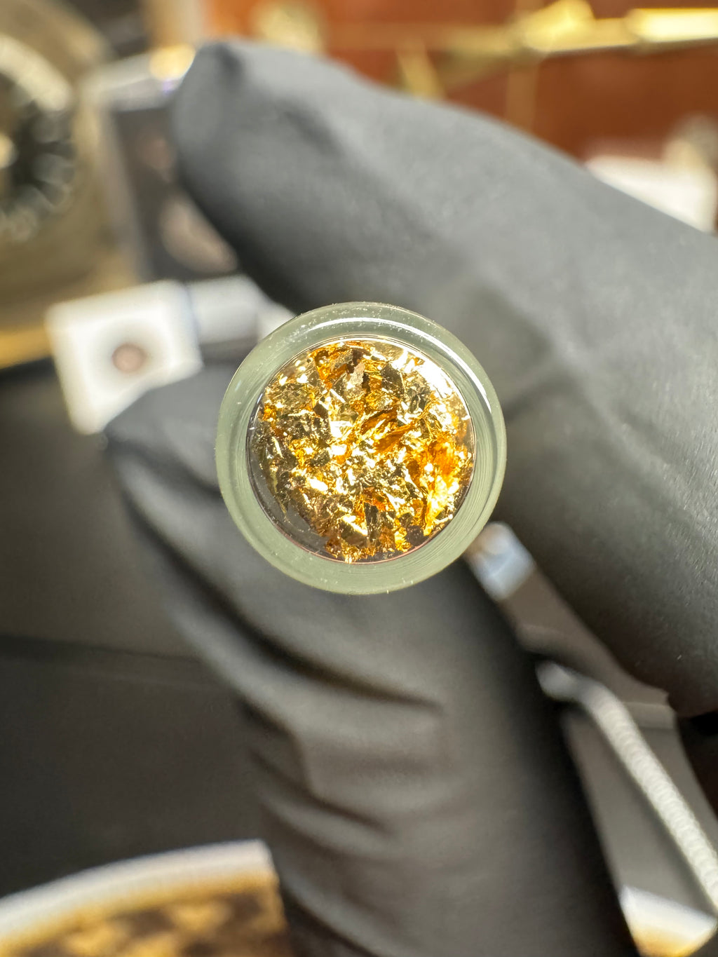 Gold leaf flakes 3ml glass vial